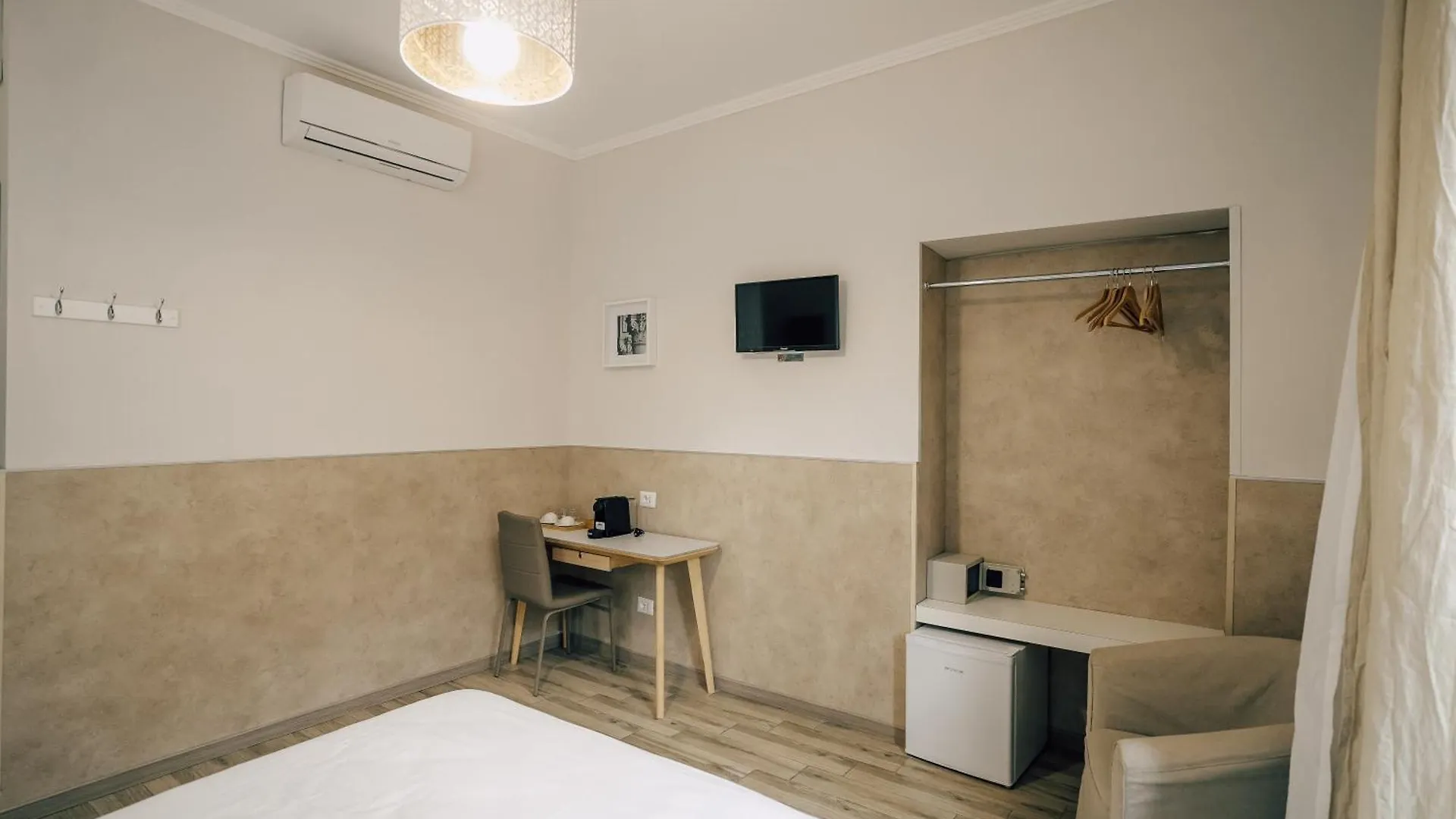 Walker Rooms Rome Guest house
