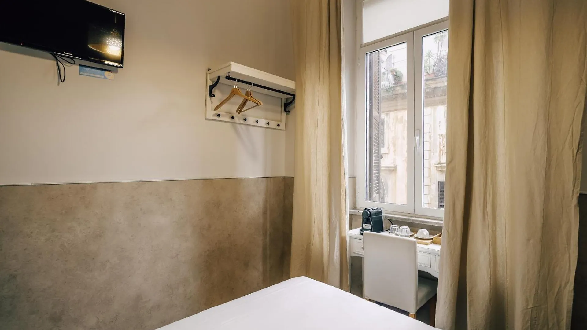 Walker Rooms Rome Guest house